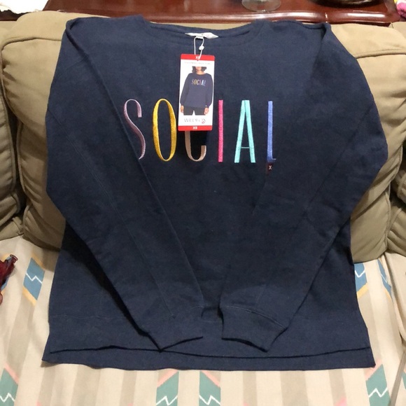 Ladies Wildfox Sweatshirt - Picture 11 of 11